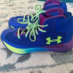 Under Armour Wardell SC 3zer0 Royal Purple Rave Basketball size 6.5Y
